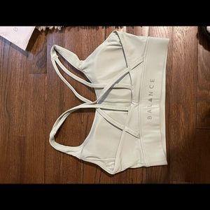 Balance Athletica Quest Top